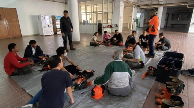 บรรยากาศการฝึกอบรม “การใช้งานเลื่อยโซ่ยนต์ขั้นพื้นฐาน” ครั้งที่ 1/2569